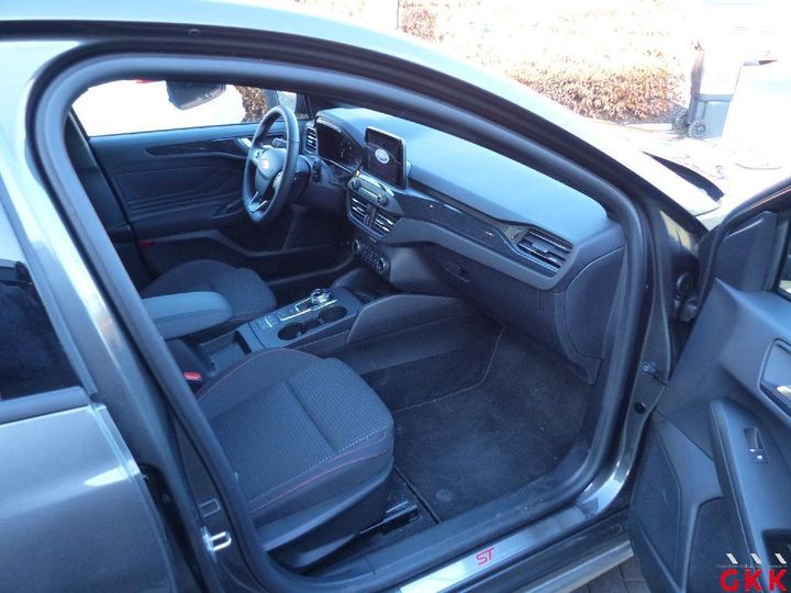 Photo 19 VIN: WF0NXXGCHNLL32829 - FORD FOCUS 