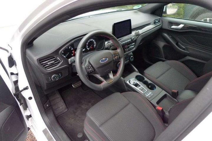 Photo 11 VIN: WF0NXXGCHNLL44778 - FORD FOCUS 