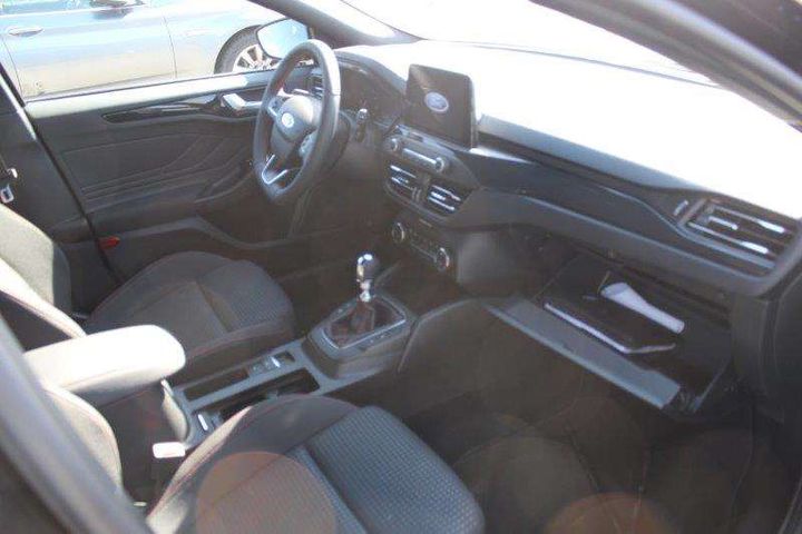 Photo 3 VIN: WF0NXXGCHNLY63157 - FORD FOCUS 