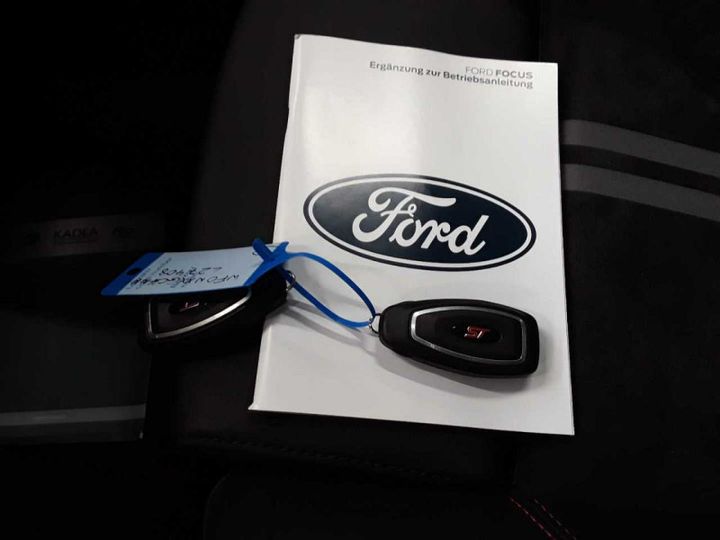 Photo 12 VIN: WF0NXXGCHNNL27408 - FORD FOCUS 