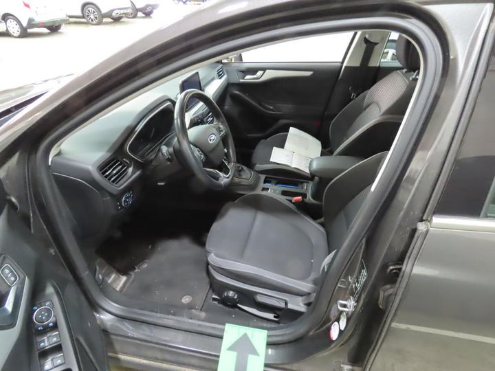 Photo 27 VIN: WF0PXXGCHPJP25217 - FORD FOCUS 