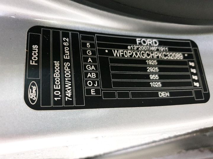 Photo 8 VIN: WF0PXXGCHPKC32089 - FORD FOCUS 