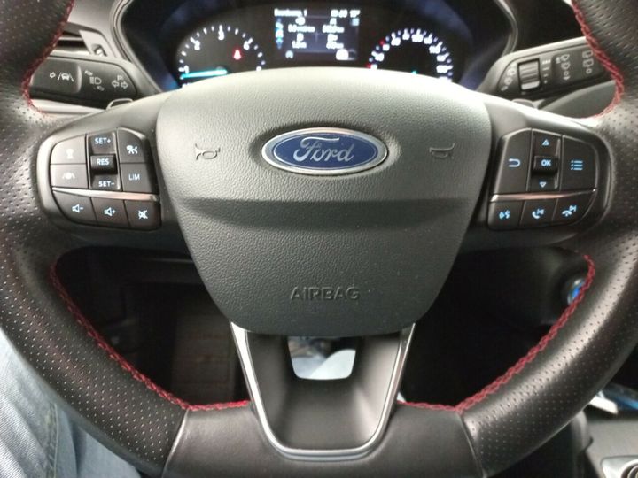 Photo 10 VIN: WF0PXXGCHPKC41744 - FORD FOCUS 