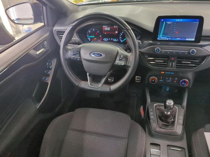 Photo 29 VIN: WF0PXXGCHPKM84811 - FORD FOCUS 