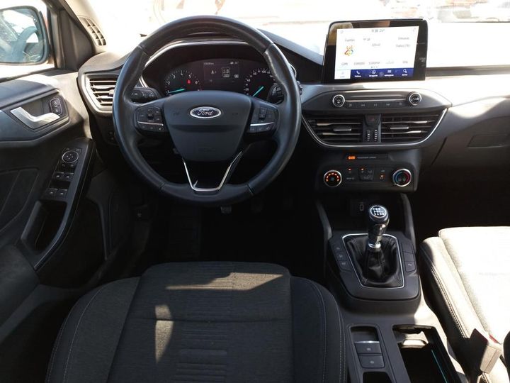 Photo 3 VIN: WF0PXXGCHPKM84954 - FORD FOCUS 