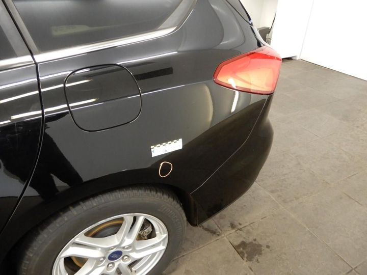 Photo 30 VIN: WF0PXXGCHPKT07583 - FORD FOCUS 