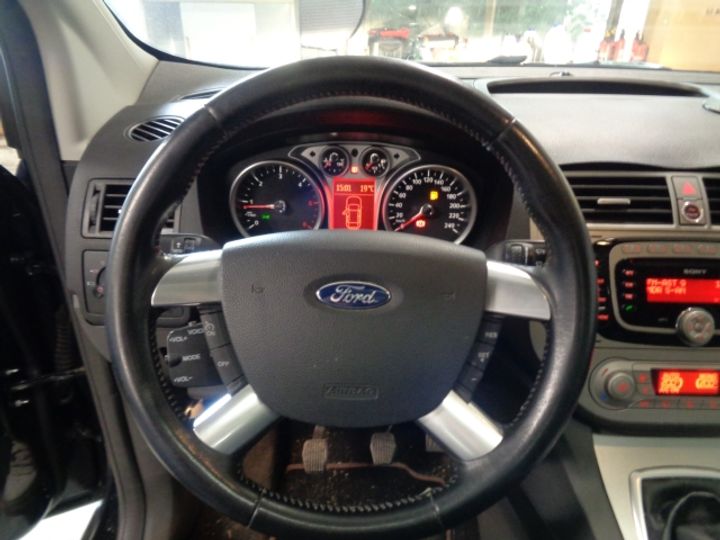 Photo 17 VIN: WF0RXXGCDRBL14729 - FORD KUGA 