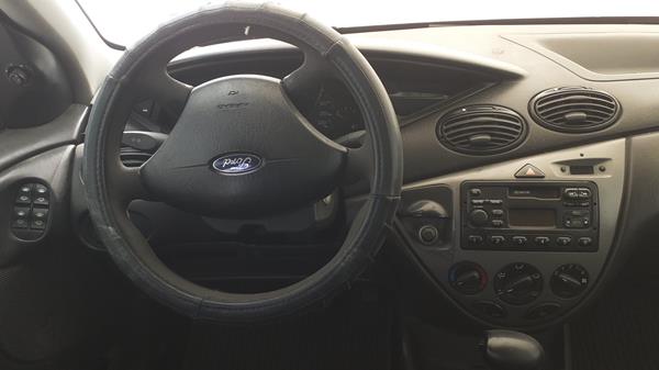 Photo 9 VIN: WF0SD95L95VS89018 - FORD FOCUS 