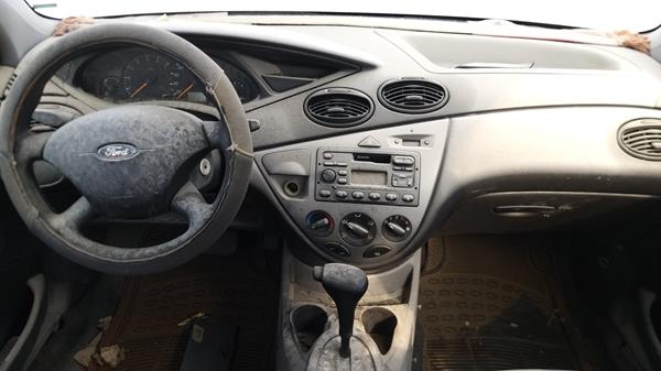 Photo 18 VIN: WF0SD96L94VD71637 - FORD FOCUS 