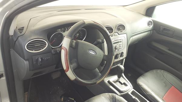 Photo 14 VIN: WF0TD34L29VT28914 - FORD FOCUS 