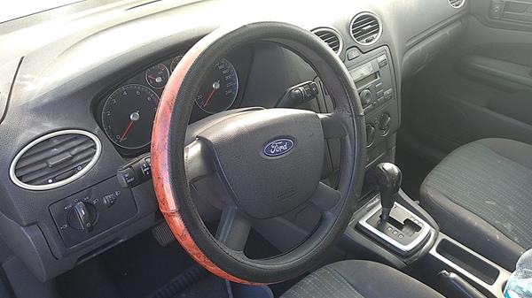 Photo 11 VIN: WF0TD35LX7VK12999 - FORD FOCUS 