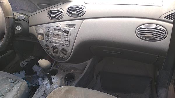 Photo 21 VIN: WF0TD95L44VT01157 - FORD FOCUS 