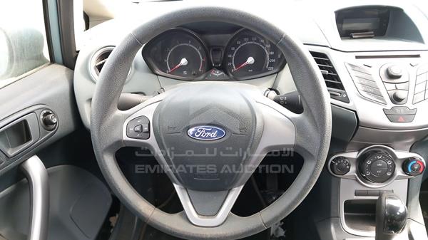 Photo 10 VIN: WF0TJ35P7ACL67153 - FORD FIESTA 