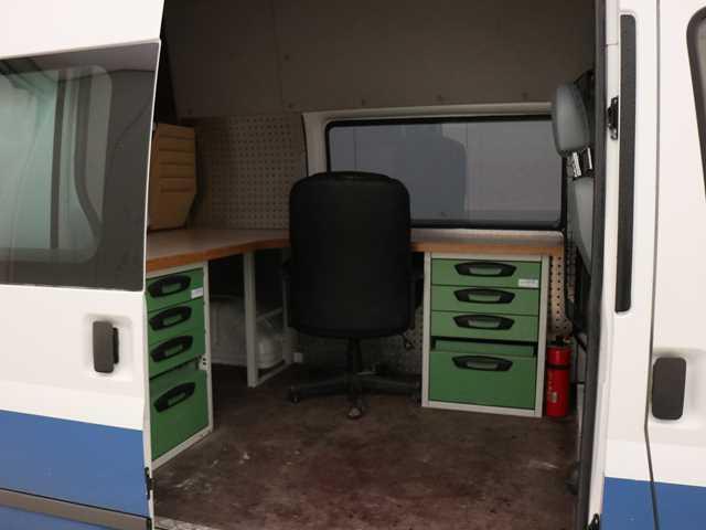 Photo 13 VIN: WF0XXXTTFX8G60823 - FORD TRANSIT 