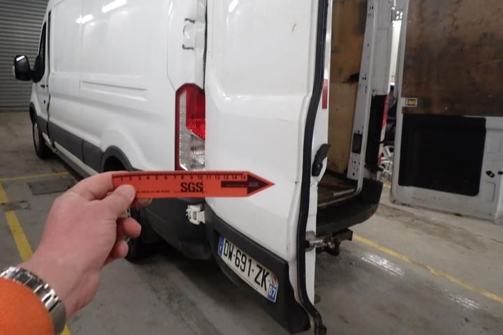 Photo 33 VIN: WF0XXXTTGXFT46059 - FORD TRANSIT 