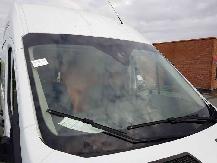 Photo 27 VIN: WF0XXXTTGXHR87608 - FORD TRANSIT GB 