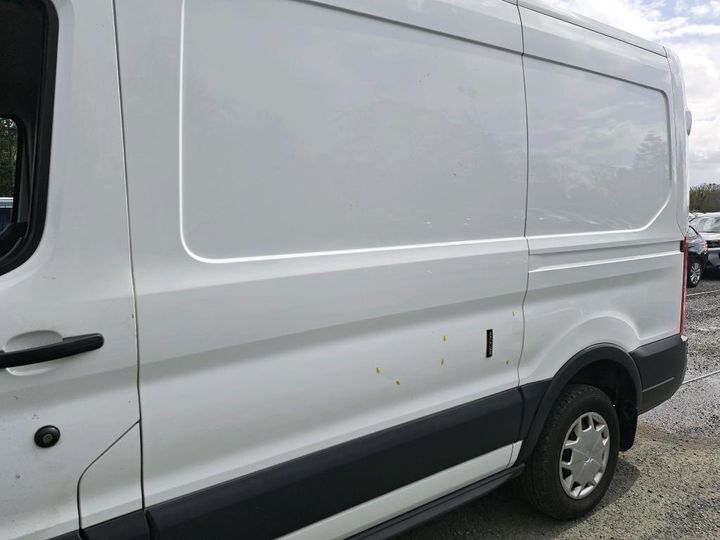 Photo 16 VIN: WF0XXXTTGXJG05661 - FORD TRANSIT 