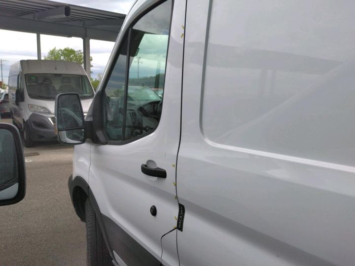 Photo 20 VIN: WF0XXXTTGXJG05746 - FORD TRANSIT 