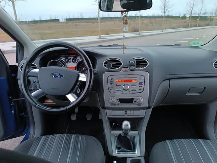 Photo 8 VIN: WFOPXXWPDB8R76479 - FORD FOCUS CITY CAR 