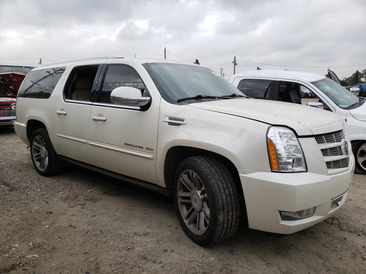 Photo 3 VIN: WGYS4JEF2ER236789 - CADILLAC ESCALADE 