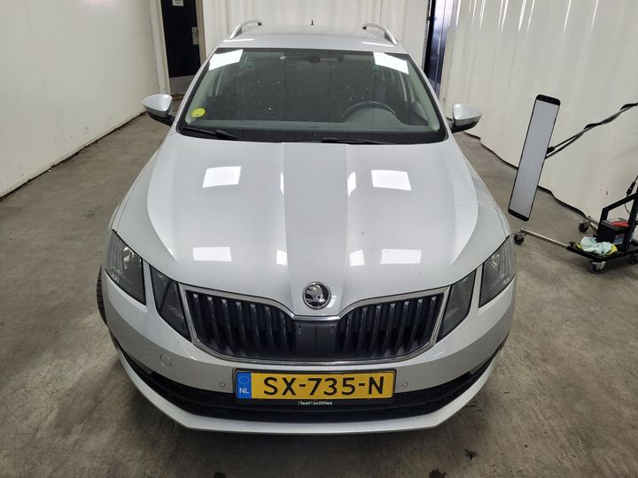 Photo 10 VIN: WMBJG7NE1J0131842 - SKODA OCTAVIA 