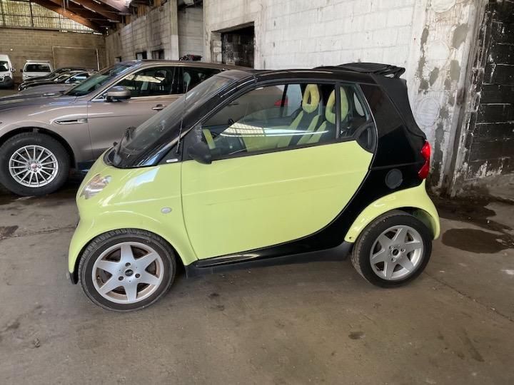 Photo 3 VIN: WME01MC011H053866 - SMART FORTWO CABRIOLET 