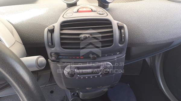 Photo 16 VIN: WME01MC011H068438 - SMART FORTWO 