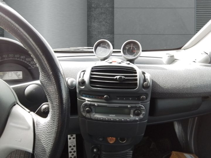 Photo 9 VIN: WME4504001J039372 - SMART FORTWO CABRIO 