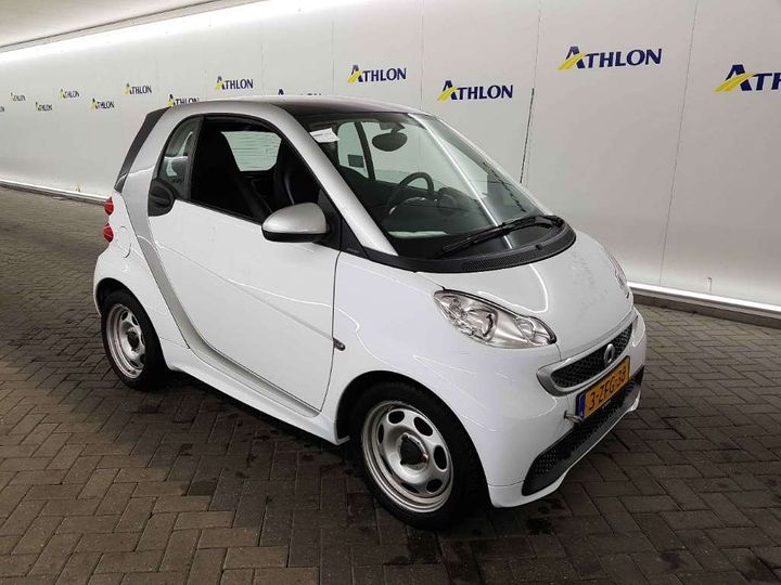 Photo 2 VIN: WME4513901K820945 - SMART FORTWO 