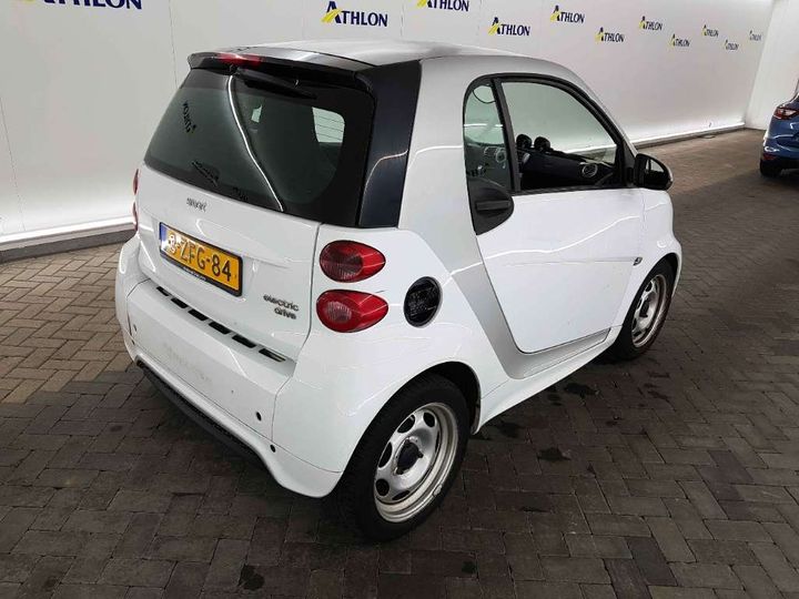 Photo 4 VIN: WME4513901K821125 - SMART FORTWO 