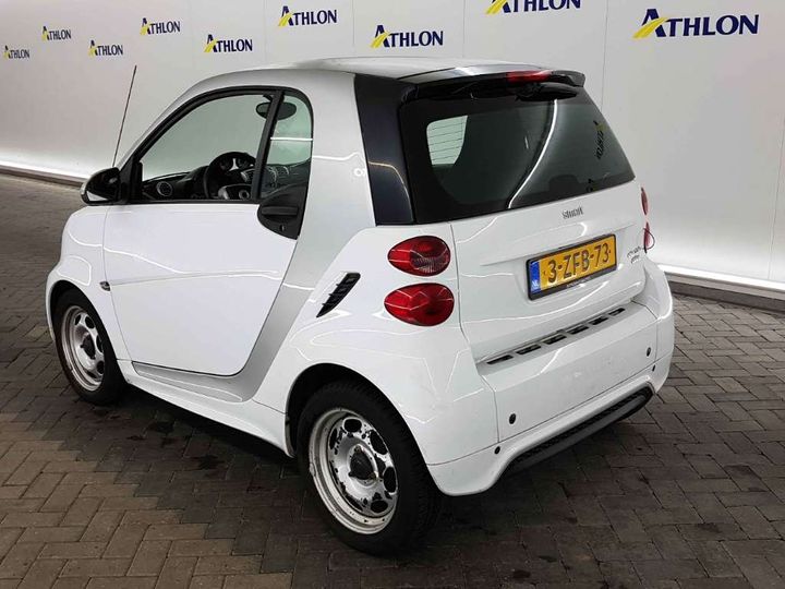 Photo 3 VIN: WME4513901K821300 - SMART FORTWO 