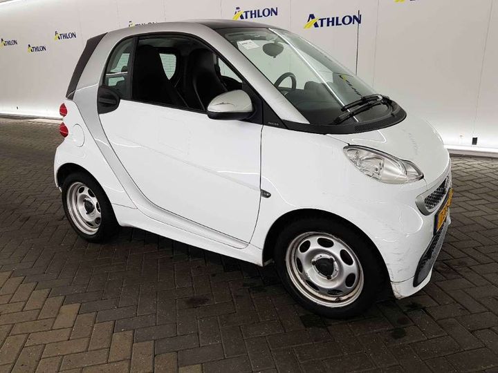 Photo 4 VIN: WME4513901K821539 - SMART FORTWO 