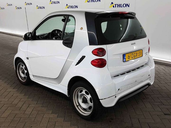 Photo 3 VIN: WME4513901K821849 - SMART FORTWO 