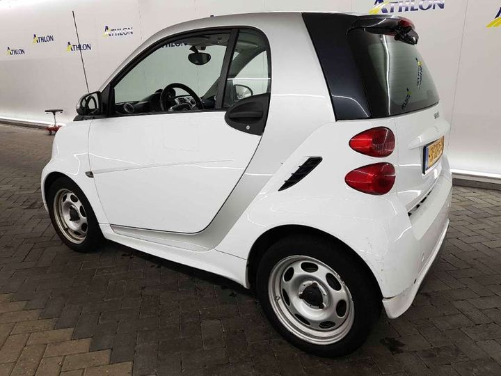 Photo 3 VIN: WME4513901K822124 - SMART FORTWO 