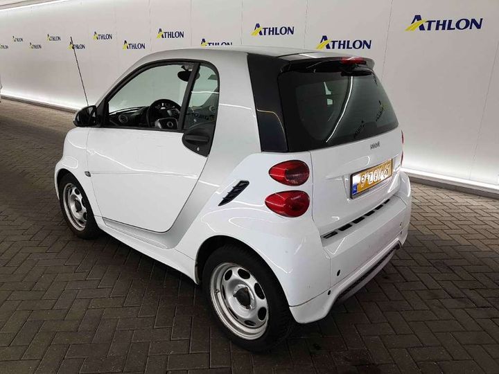 Photo 3 VIN: WME4513901K822267 - SMART FORTWO 