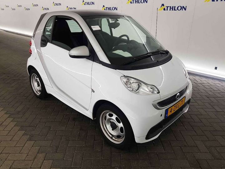 Photo 2 VIN: WME4513901K822470 - SMART FORTWO 