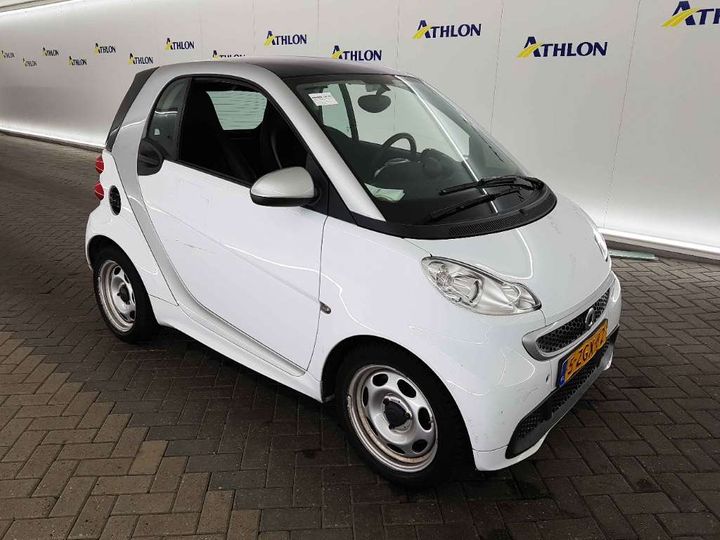 Photo 2 VIN: WME4513901K823232 - SMART FORTWO 