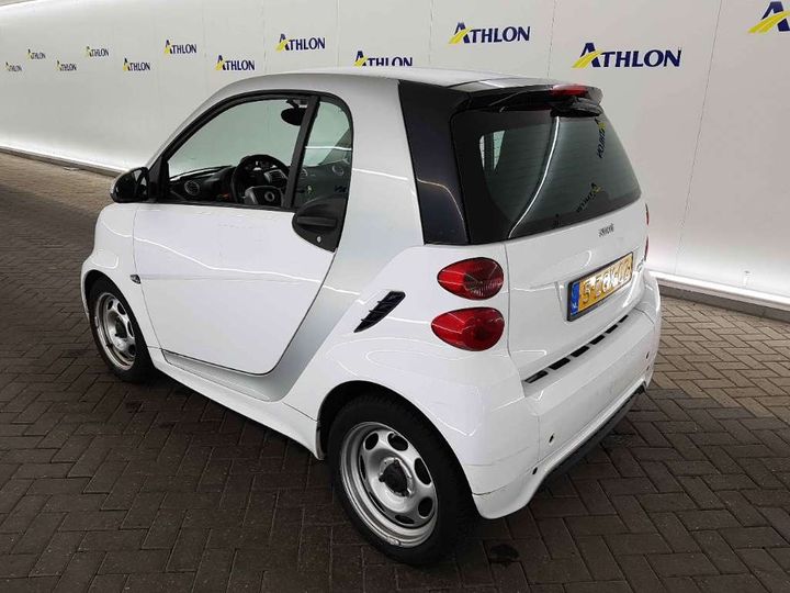 Photo 3 VIN: WME4513901K823232 - SMART FORTWO 