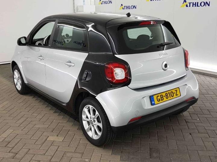 Photo 3 VIN: WME4530421Y005293 - SMART FORFOUR 