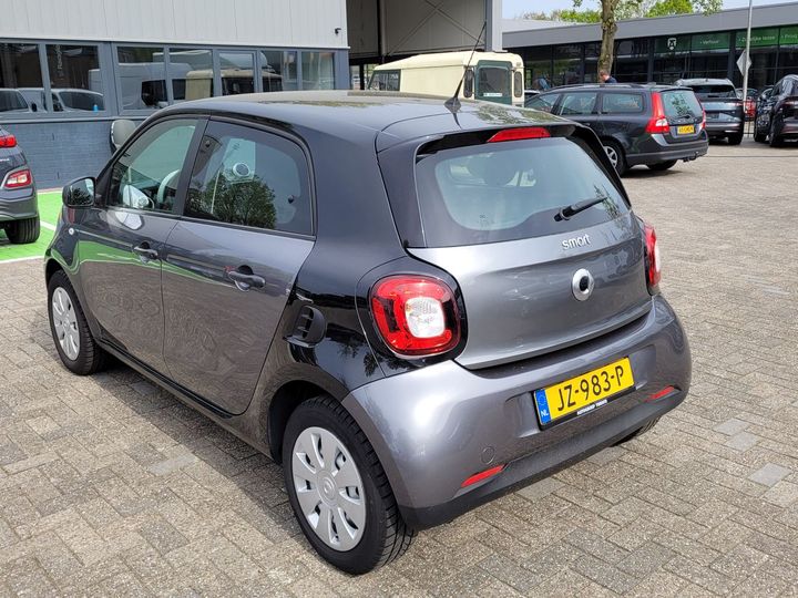 Photo 2 VIN: WME4530421Y031808 - SMART FORFOUR 