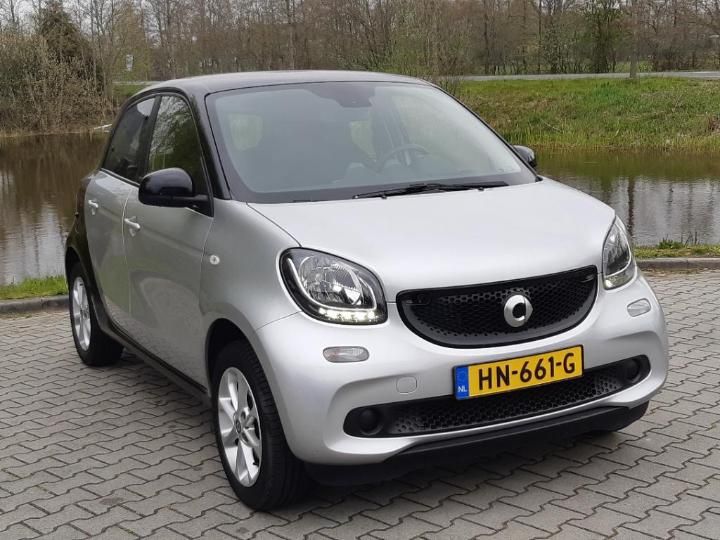 Photo 2 VIN: WME4530421Y058273 - SMART FORFOUR 