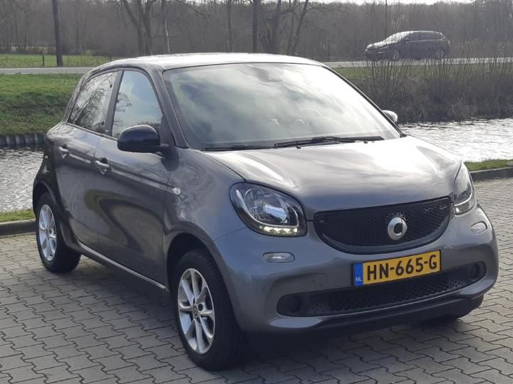 Photo 2 VIN: WME4530421Y058503 - SMART FORFOUR 