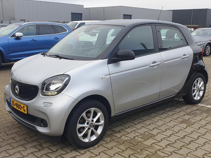 Photo 1 VIN: WME4530421Y084395 - SMART FORFOUR 