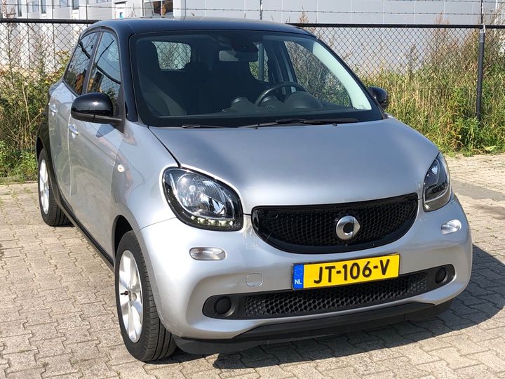 Photo 2 VIN: WME4530421Y084499 - SMART FORFOUR 