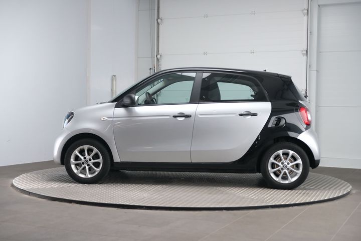 Photo 2 VIN: WME4530421Y114298 - SMART FORFOUR 