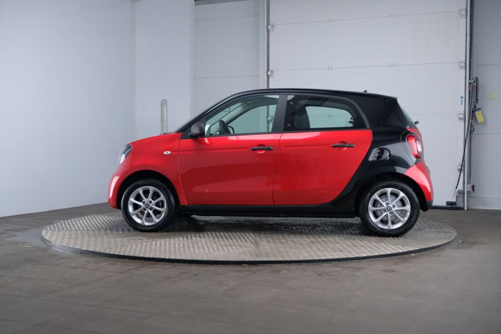 Photo 2 VIN: WME4530421Y123901 - SMART FORFOUR 