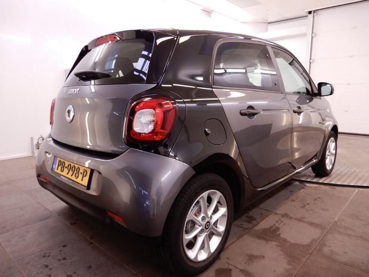 Photo 2 VIN: WME4530421Y136060 - SMART FORFOUR 