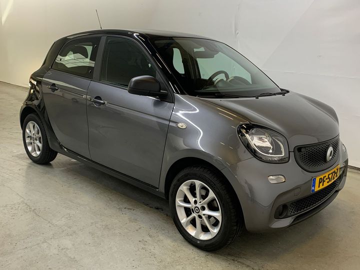 Photo 4 VIN: WME4530421Y139580 - SMART FORFOUR 