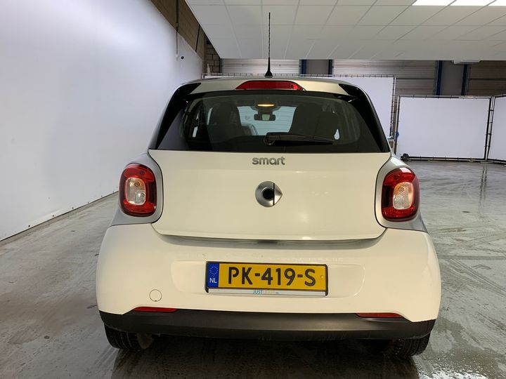 Photo 12 VIN: WME4530421Y144492 - SMART FORFOUR 