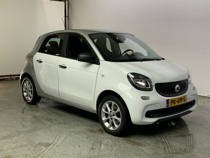 Photo 4 VIN: WME4530421Y144492 - SMART FORFOUR 